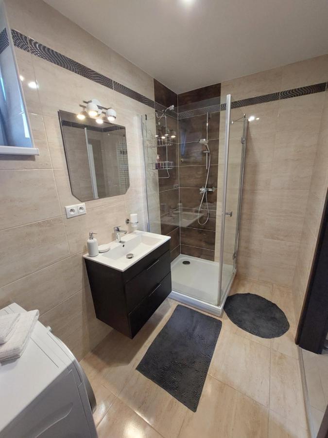 Frastak Apartment Hlohovec Zewnętrze zdjęcie